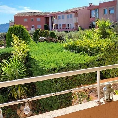 Chambre Lit 2 Personnes Dans Appartement Du Logeur Mandelieu エクステリア 写真